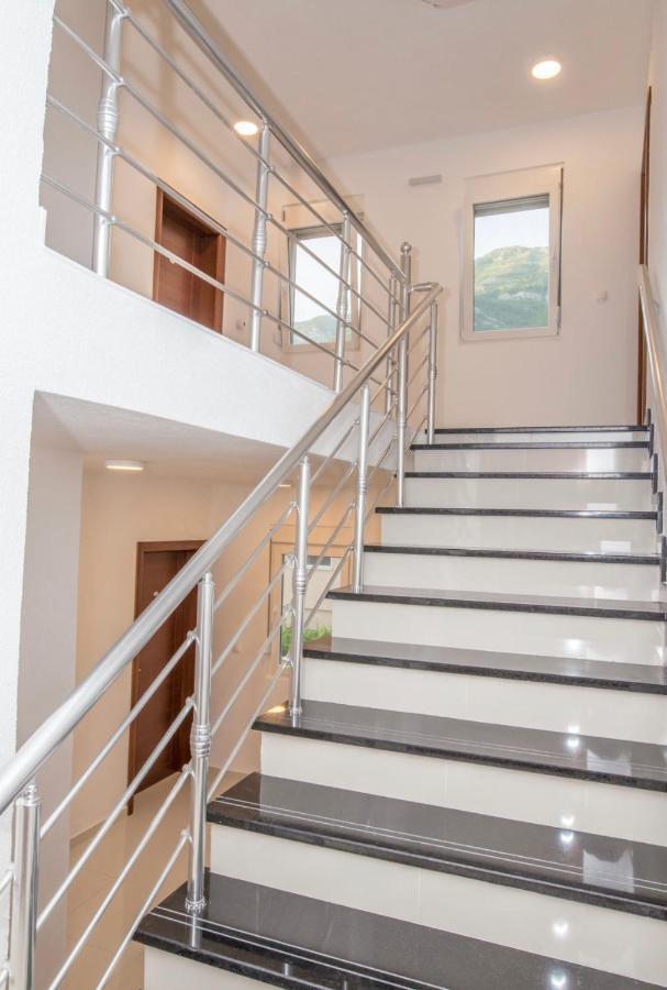 Apartmani Nela Sutomore Kültér fotó