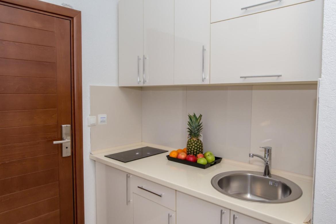 Apartmani Nela Sutomore Kültér fotó