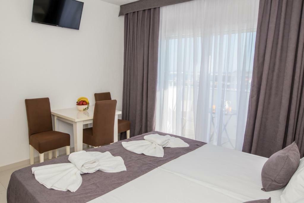 Apartmani Nela Sutomore Kültér fotó